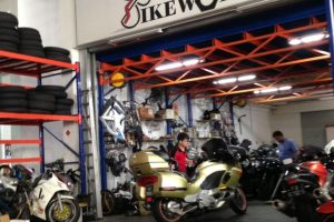kedai motor di batu pahat, Malaysia