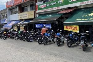 kedai motor di johor bahru, Malaysia