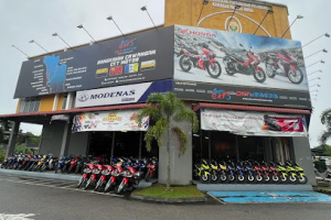 kedai motor di padang serai, Malaysia